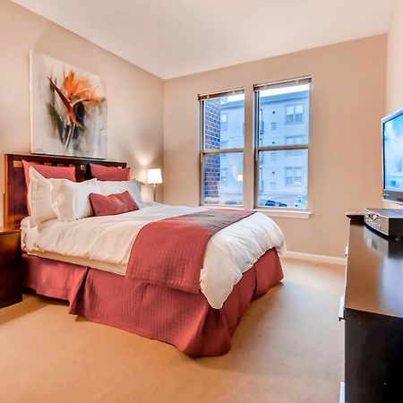 Bluebird Suites In Downtown Providence Exterior photo